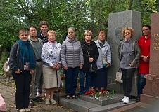 27.08.2026 — Посещение могилы К.Н. Игумнова на Новодевичьем кладбище
